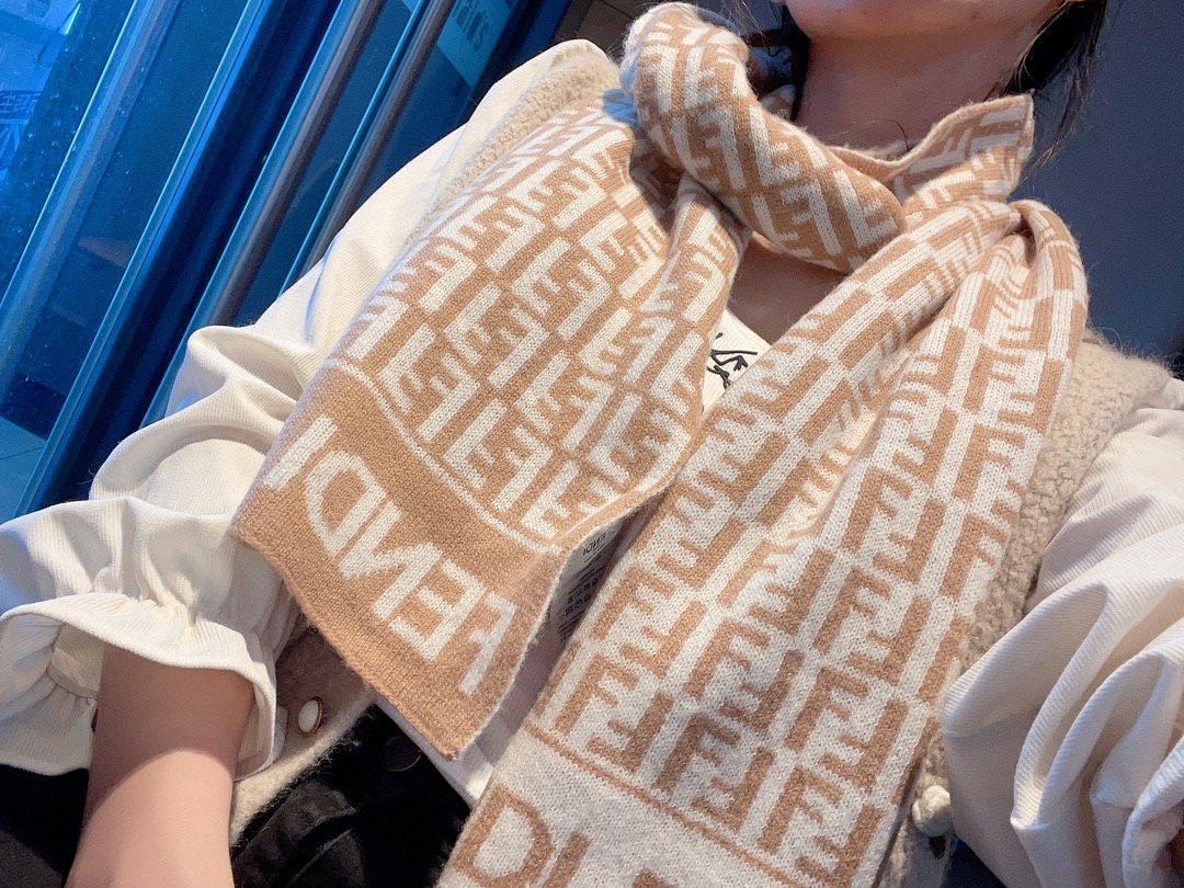 Other Fendi - Image 87