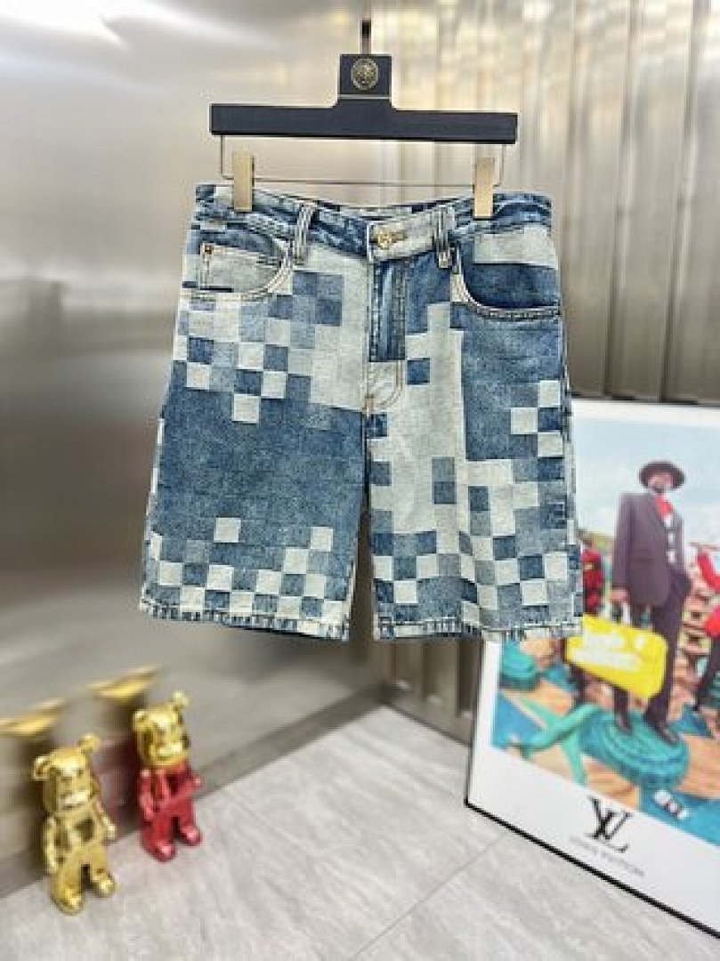 Other Lv Shorts - Image 98