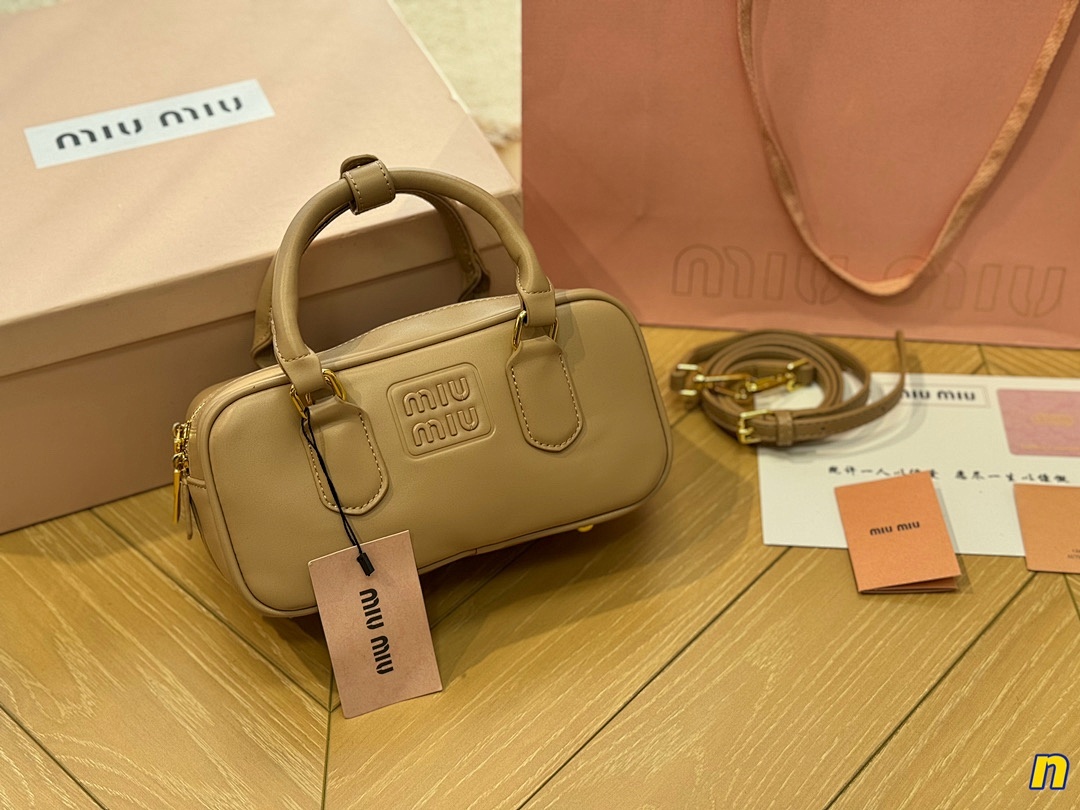 Other Miumiu - Image 84