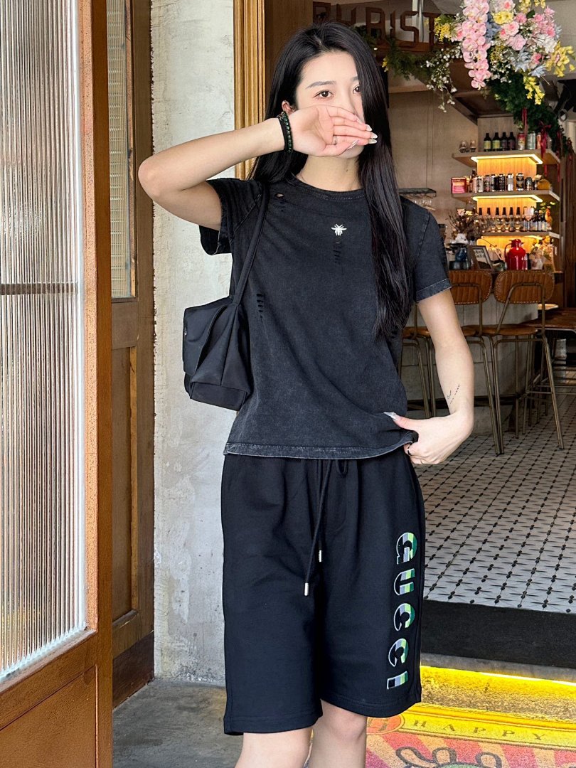 Other Gucci Shorts - Image 66