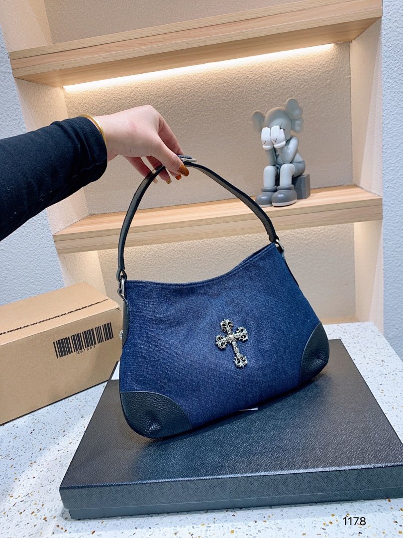 Chanel Chrome Hearts Bag - Image 107