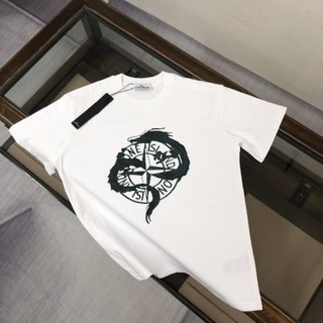 On Running Stone Island - Image 75