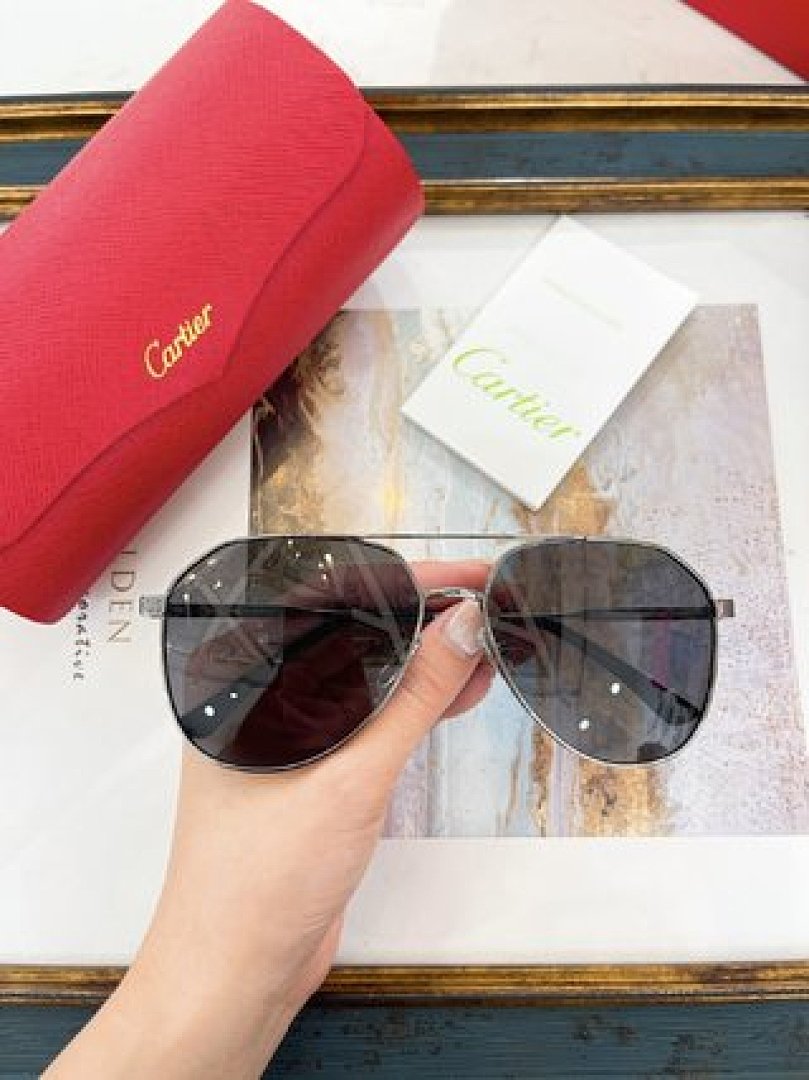 Other Cartier Sunglasses - Image 39