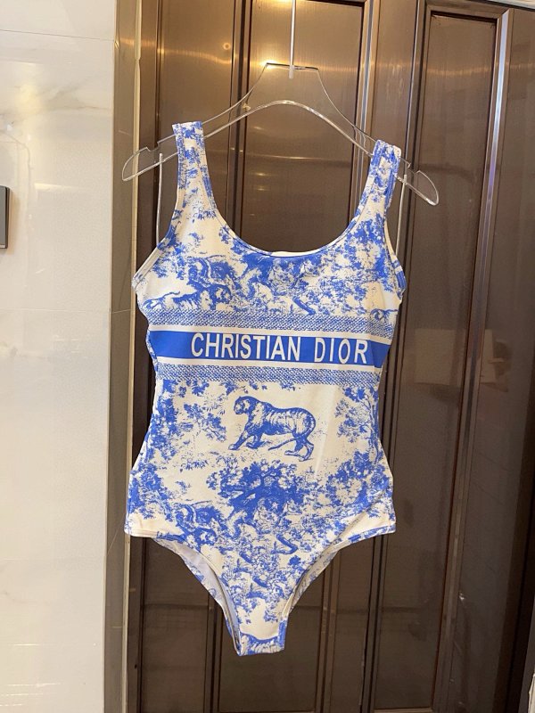 Bikini, photo 1