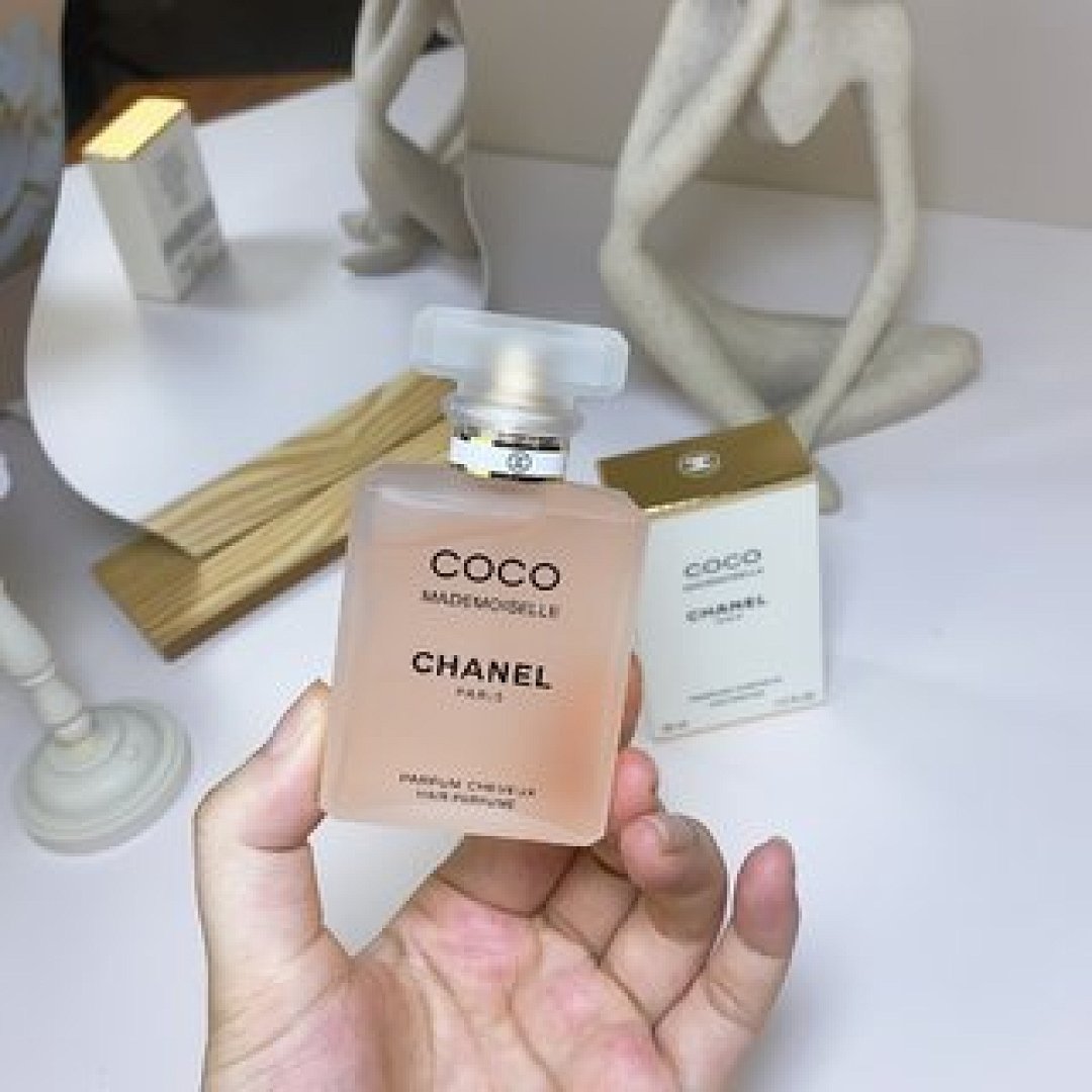 Other Chanel - Image 17