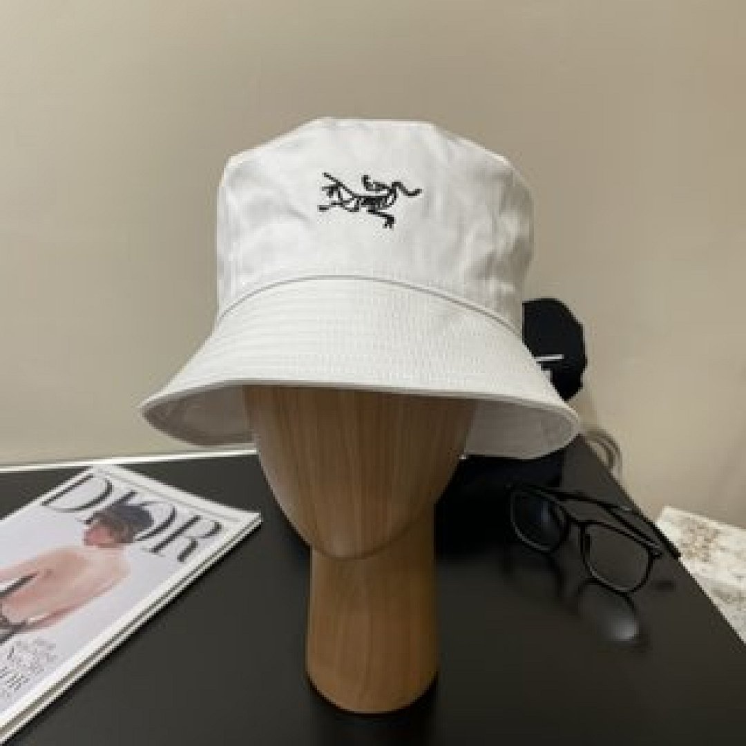 Other ArcTeryx - Image 85