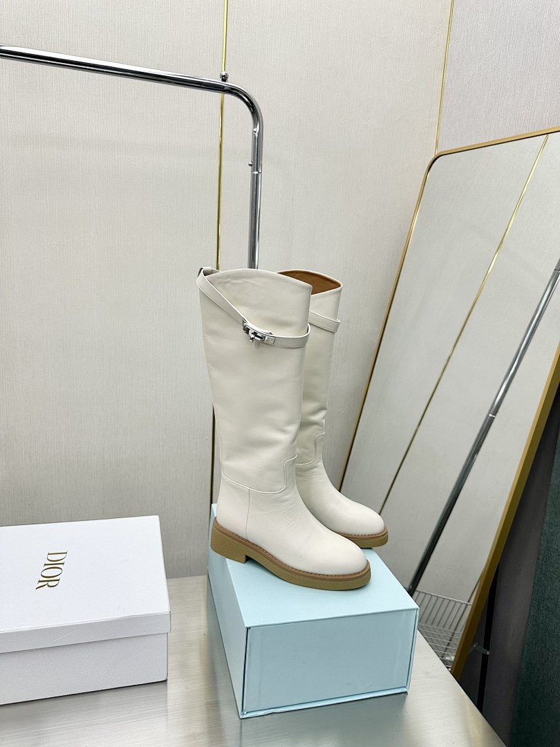Other Hermes Boots - Image 41