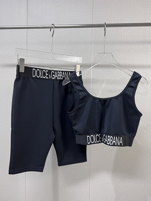 Yoga Wear, photo 1