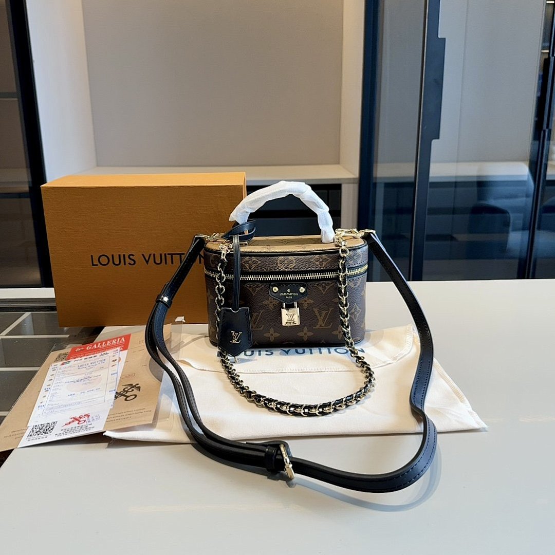 Other Louis Vuitton - Image 67