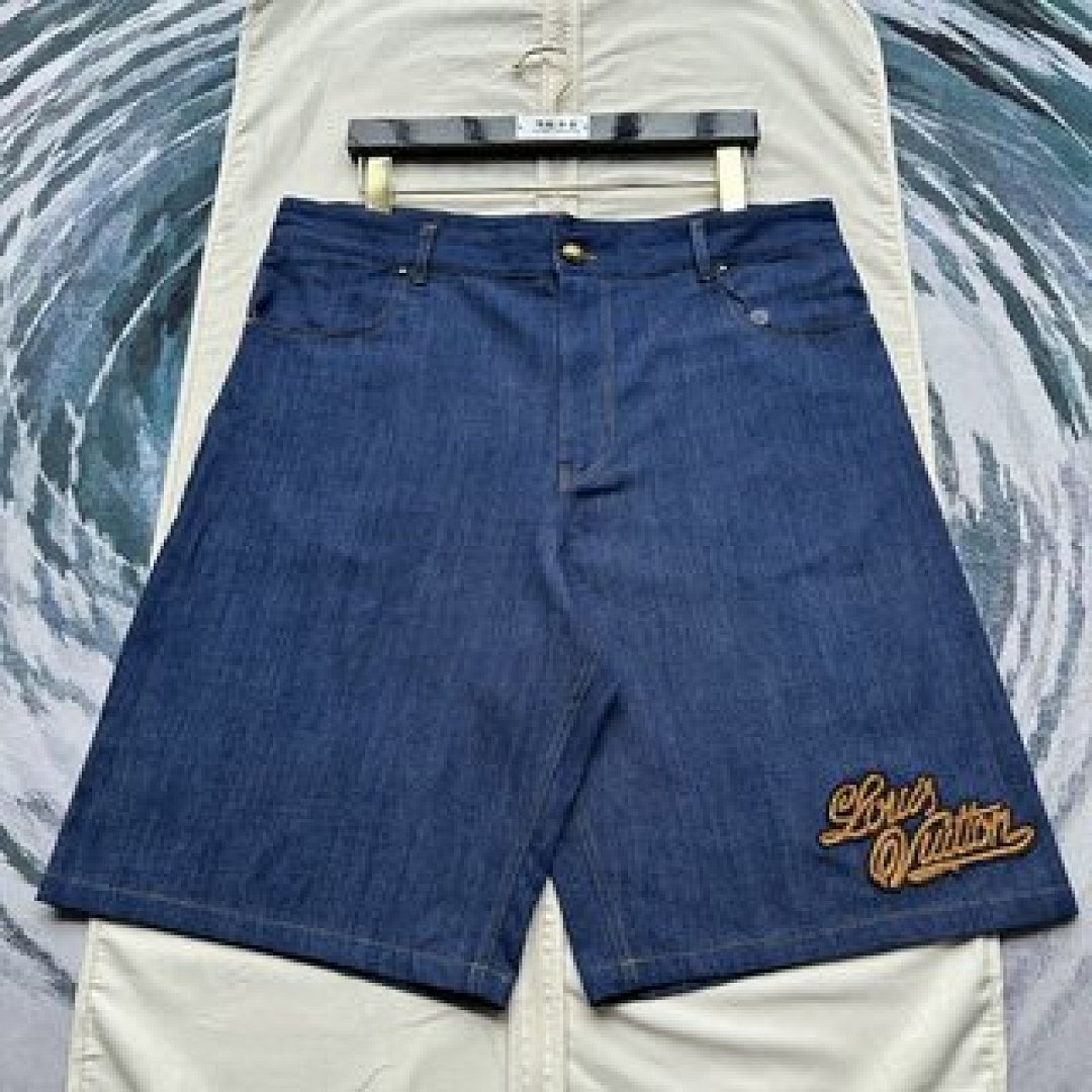 Other Lv Shorts - Image 22