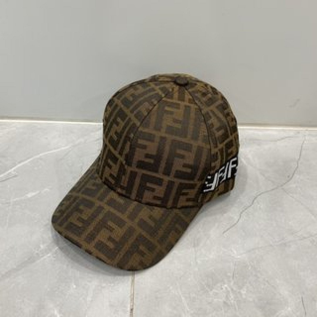 Other Fendi - Image 42