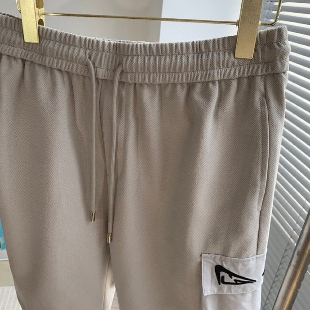 Other Fendi Shorts - Image 108