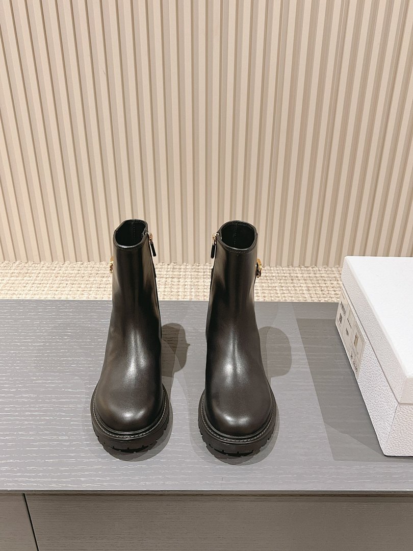 Other Dior Boots - Image 40