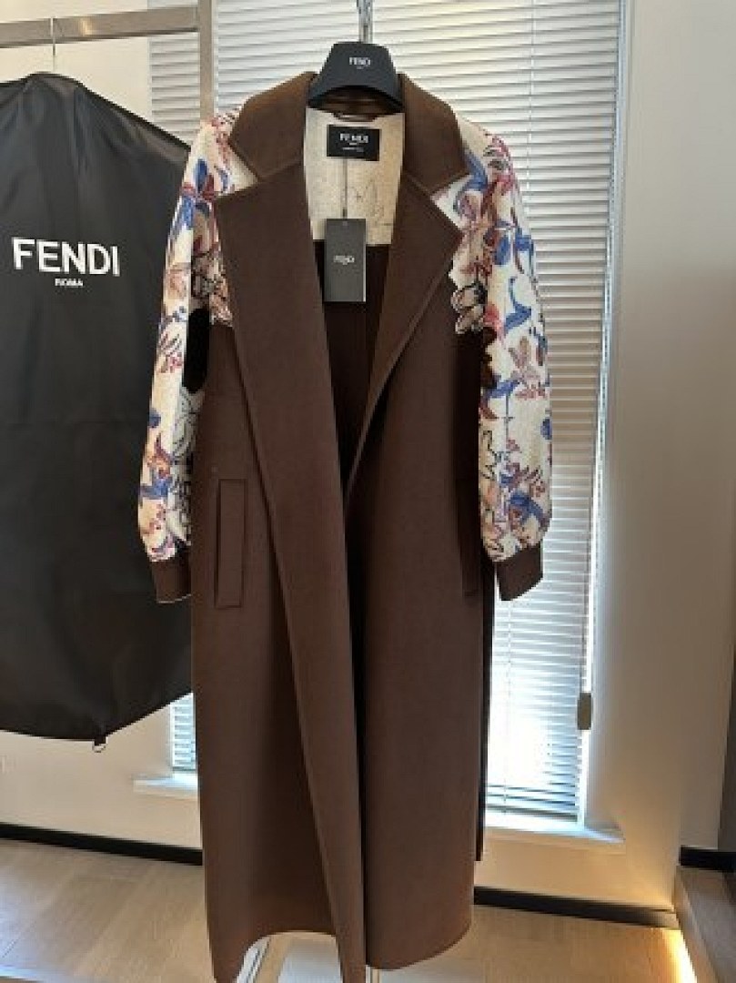 Christian Louboutin Fendi - Image 111
