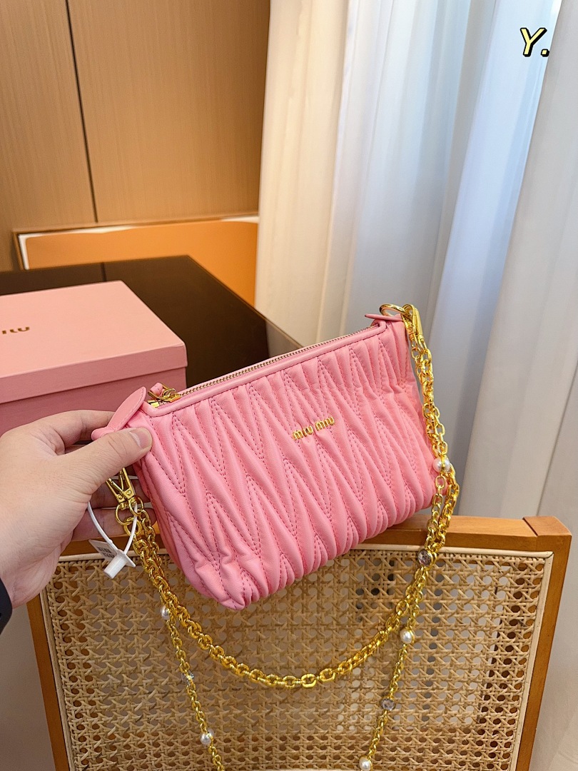 Other Miumiu - Image 107