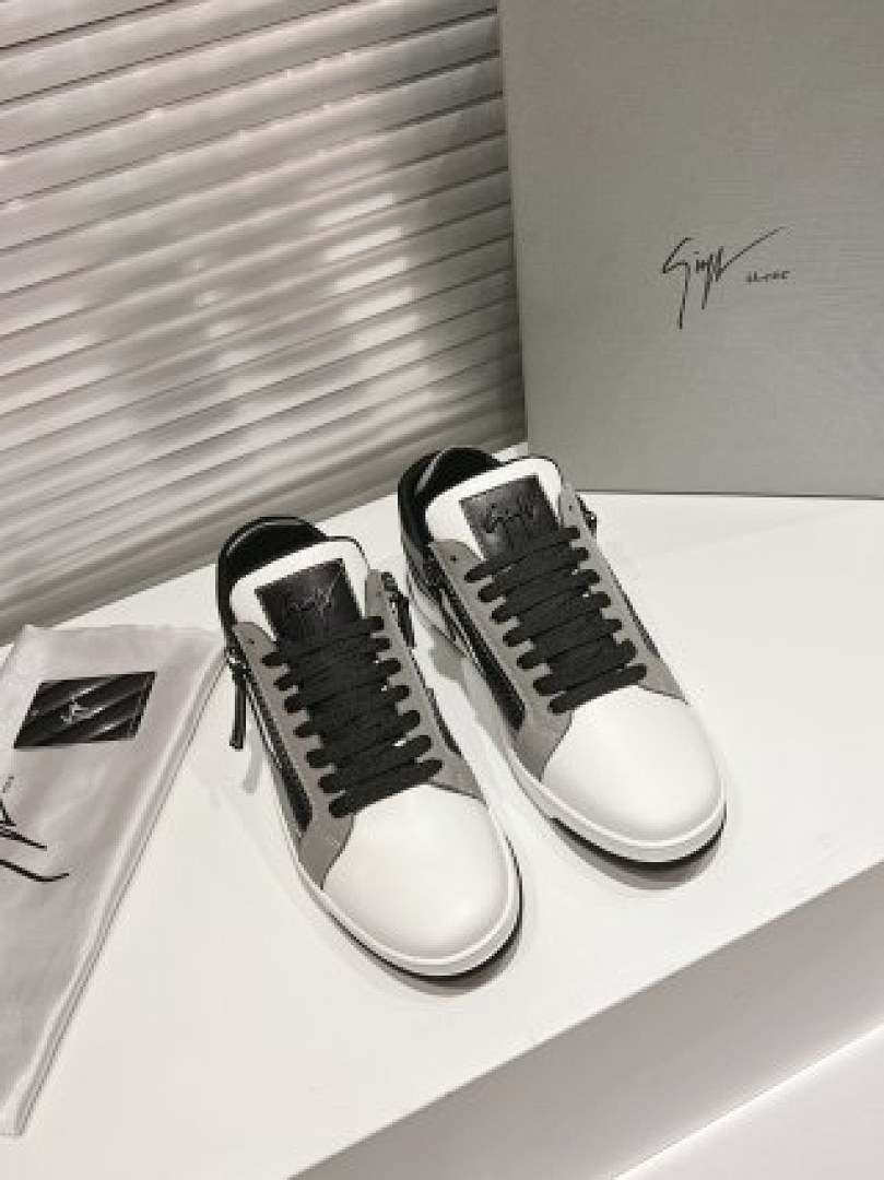 Other Giuseppe Zanotti - Image 13