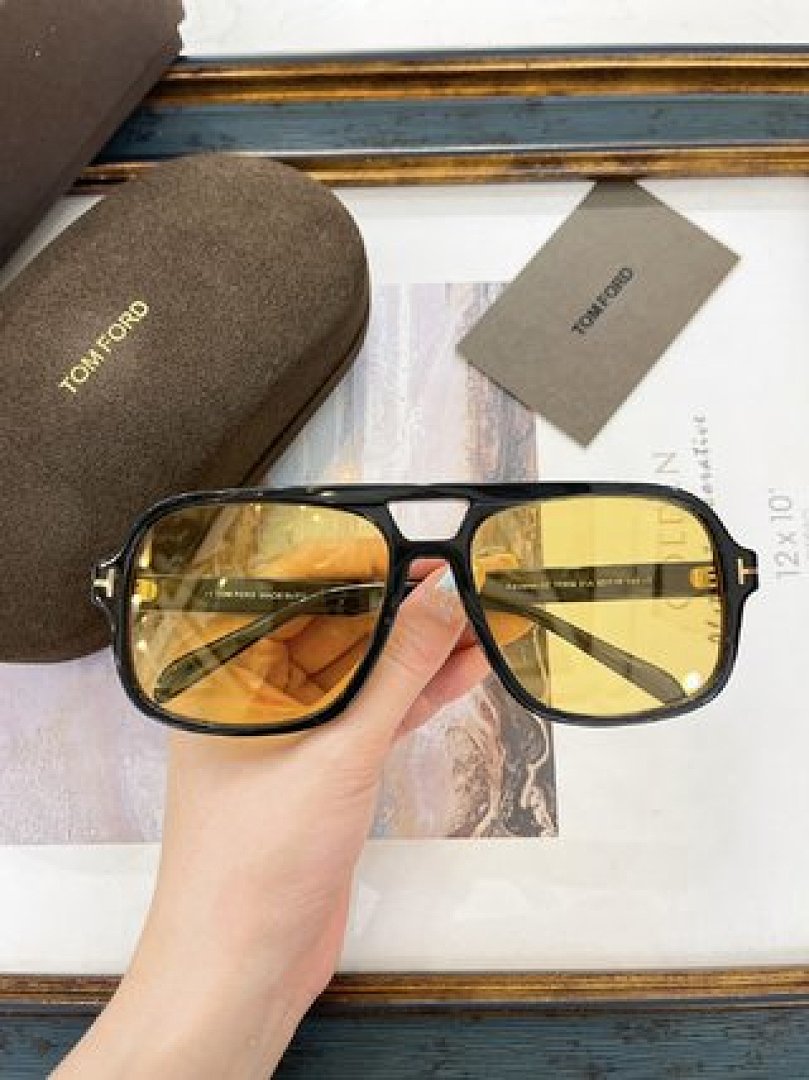Other TOMTORD Sunglasses - Image 57
