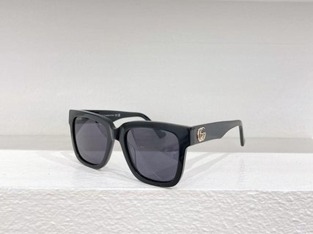 Other GUCCI Sunglasses - Image 19