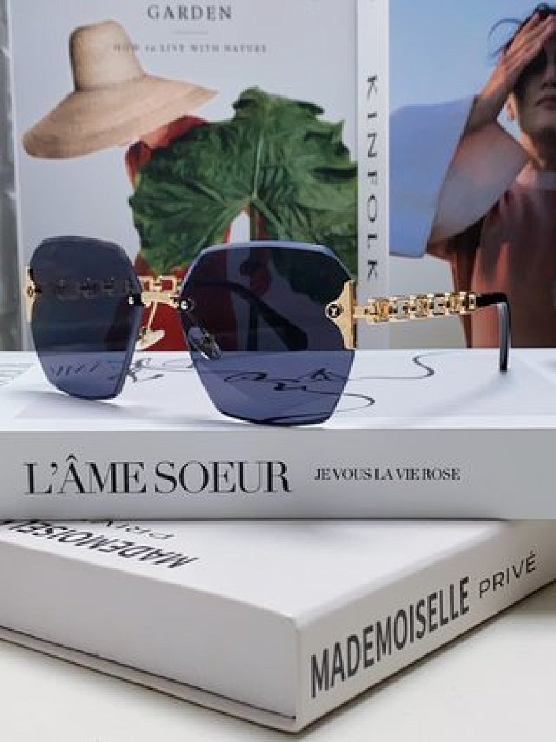 Other Lv Sunglasses - Image 103