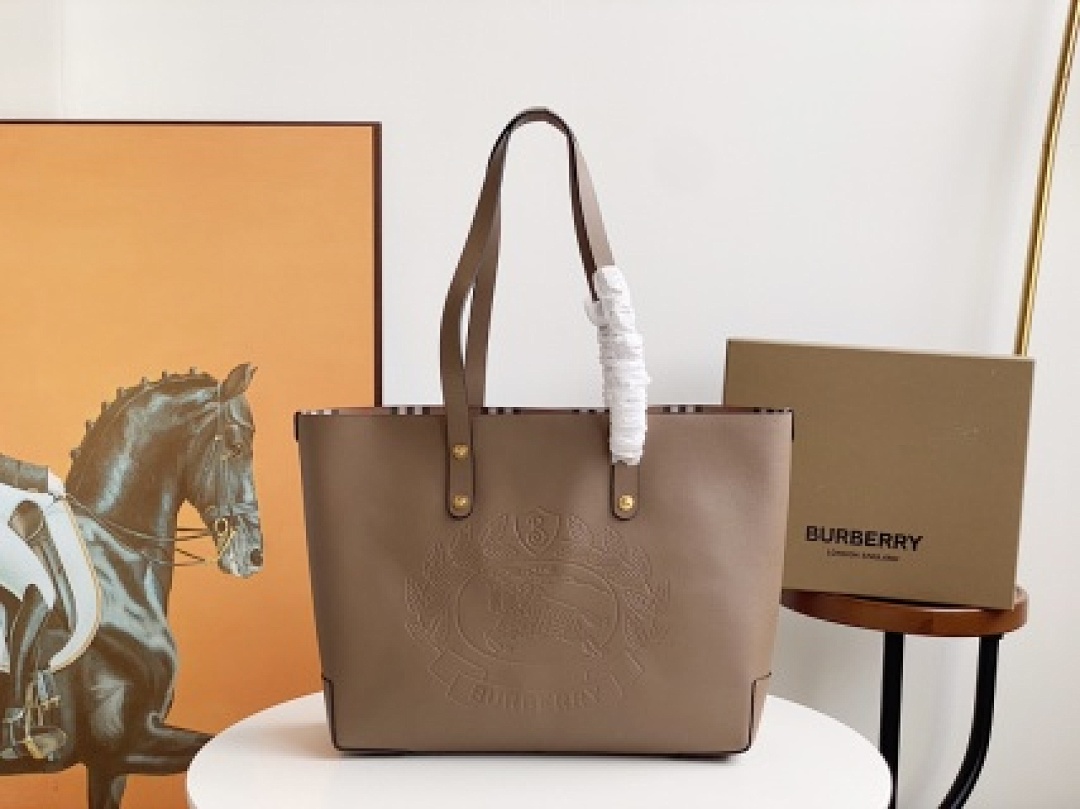 Other Burberry - Image 26