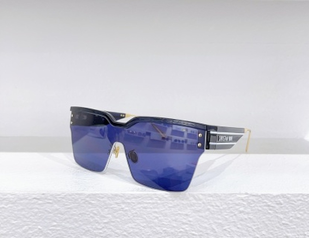 Other Dior Sunglasses - Image 79