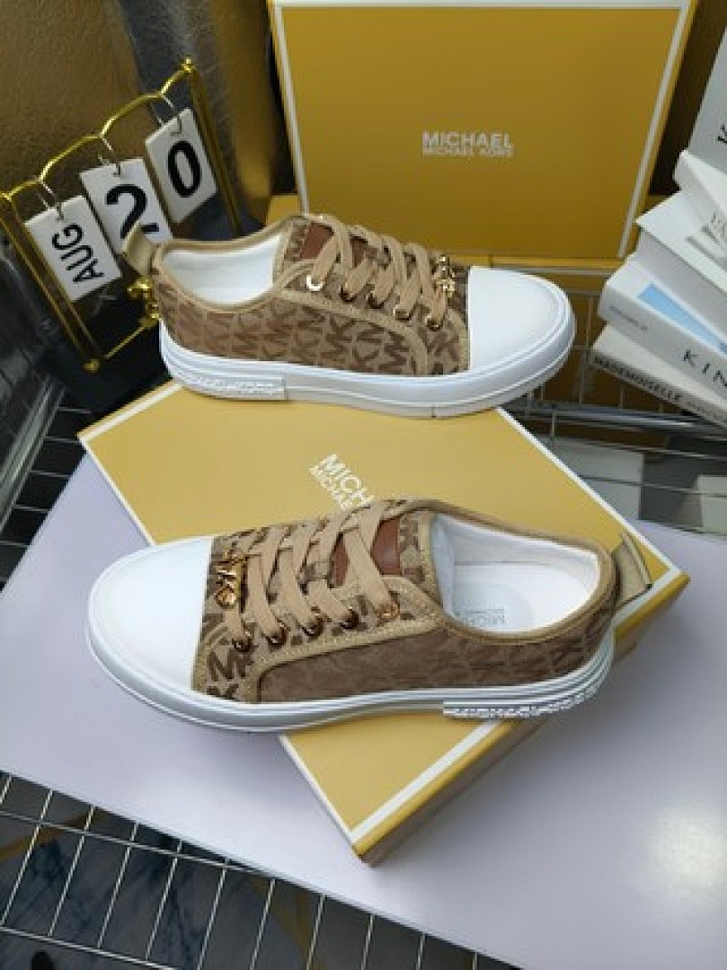 Other MichaelKors - Image 25