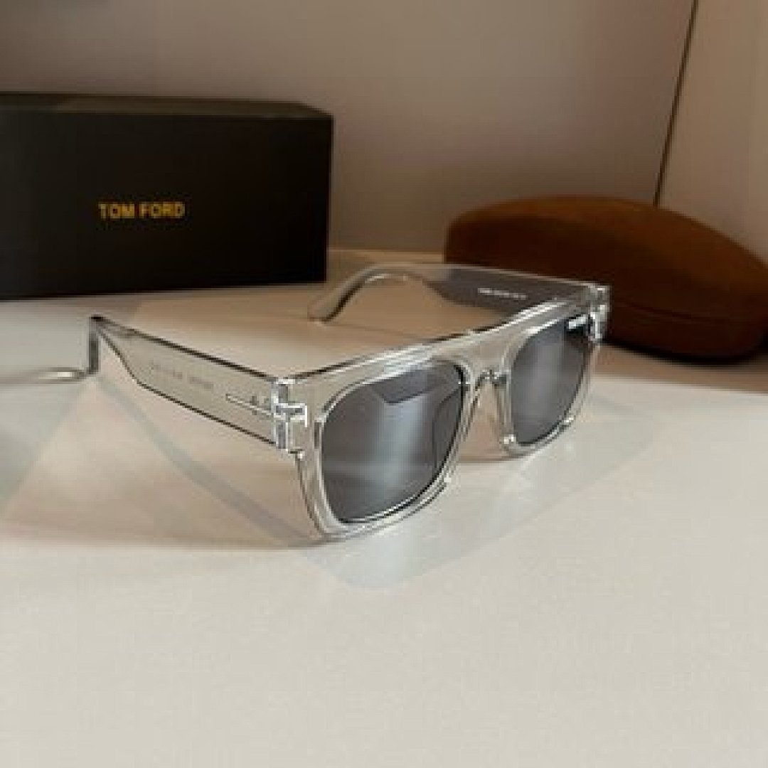Other TOMTORD Sunglasses - Image 37