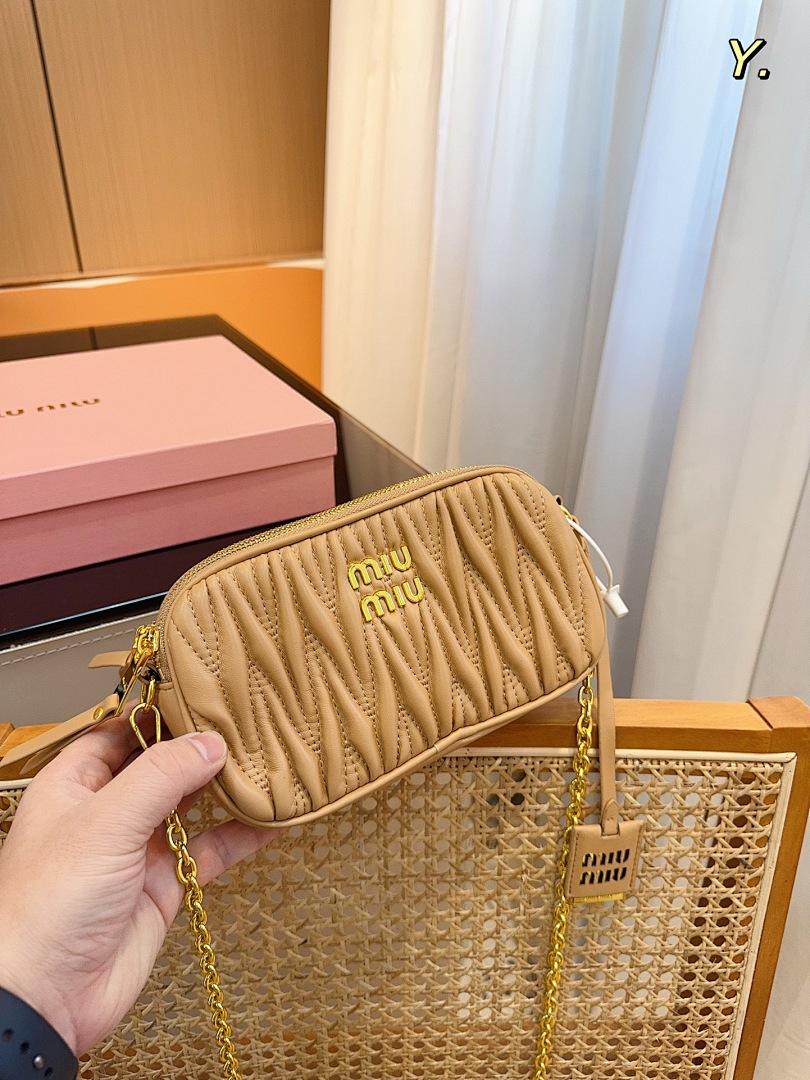 Other Miumiu - Image 100