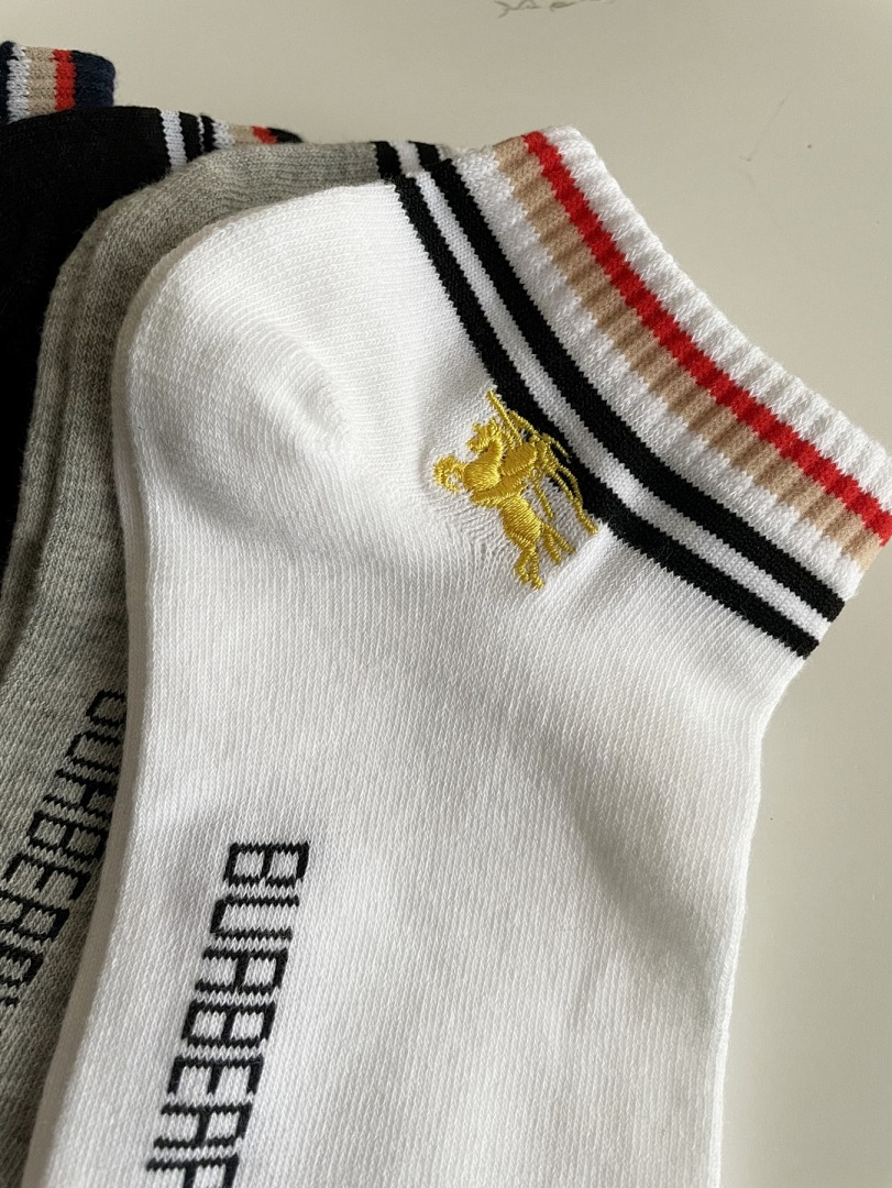 Socks, photo 1