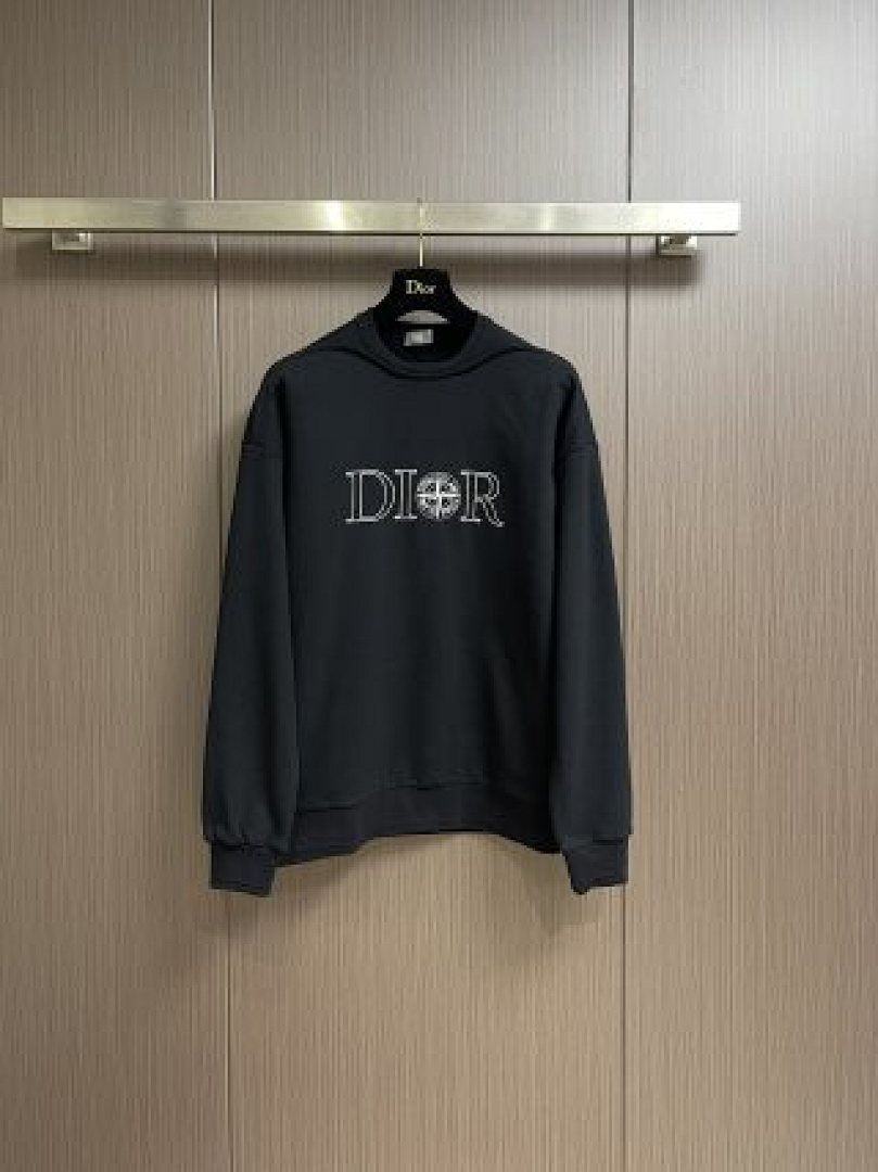 On Running Stone Island - Image 38