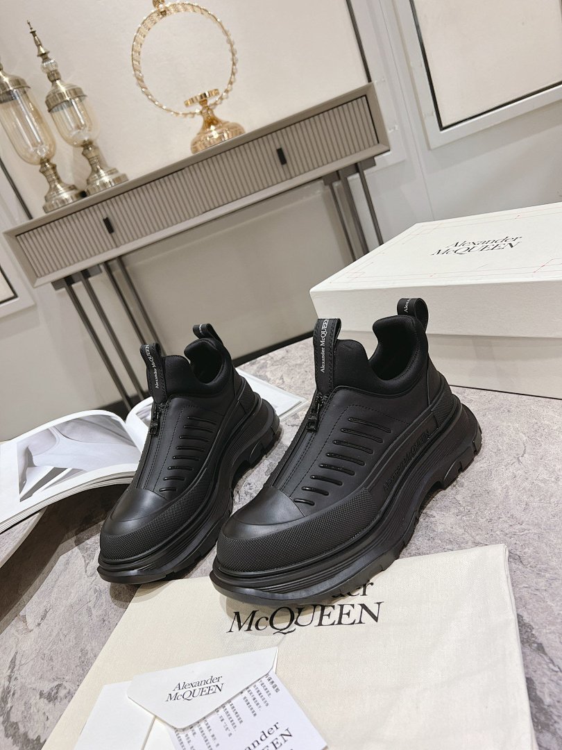Other Alexander McQueen - Image 31