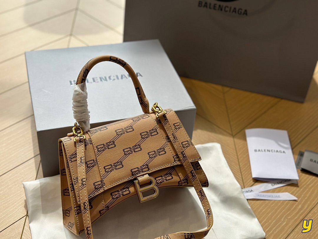 Other Balenciaga - Image 46