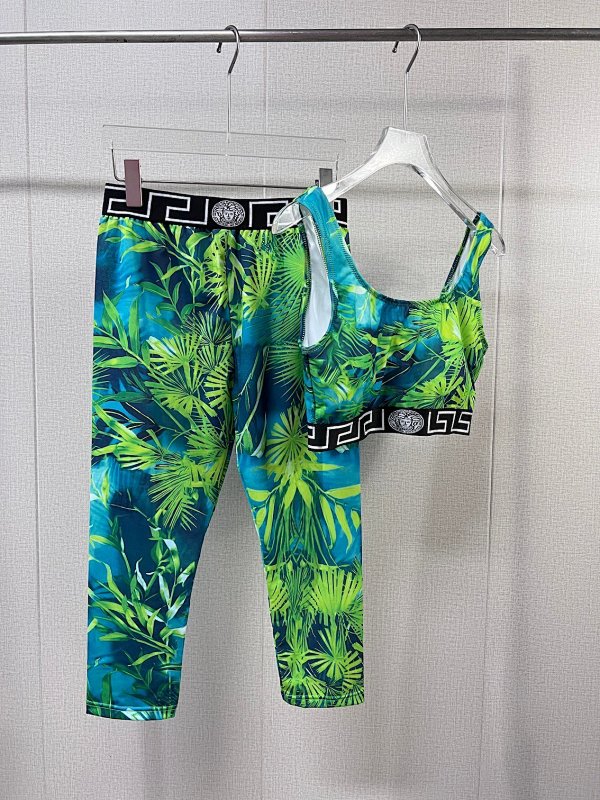 Yoga Wear, photo 1