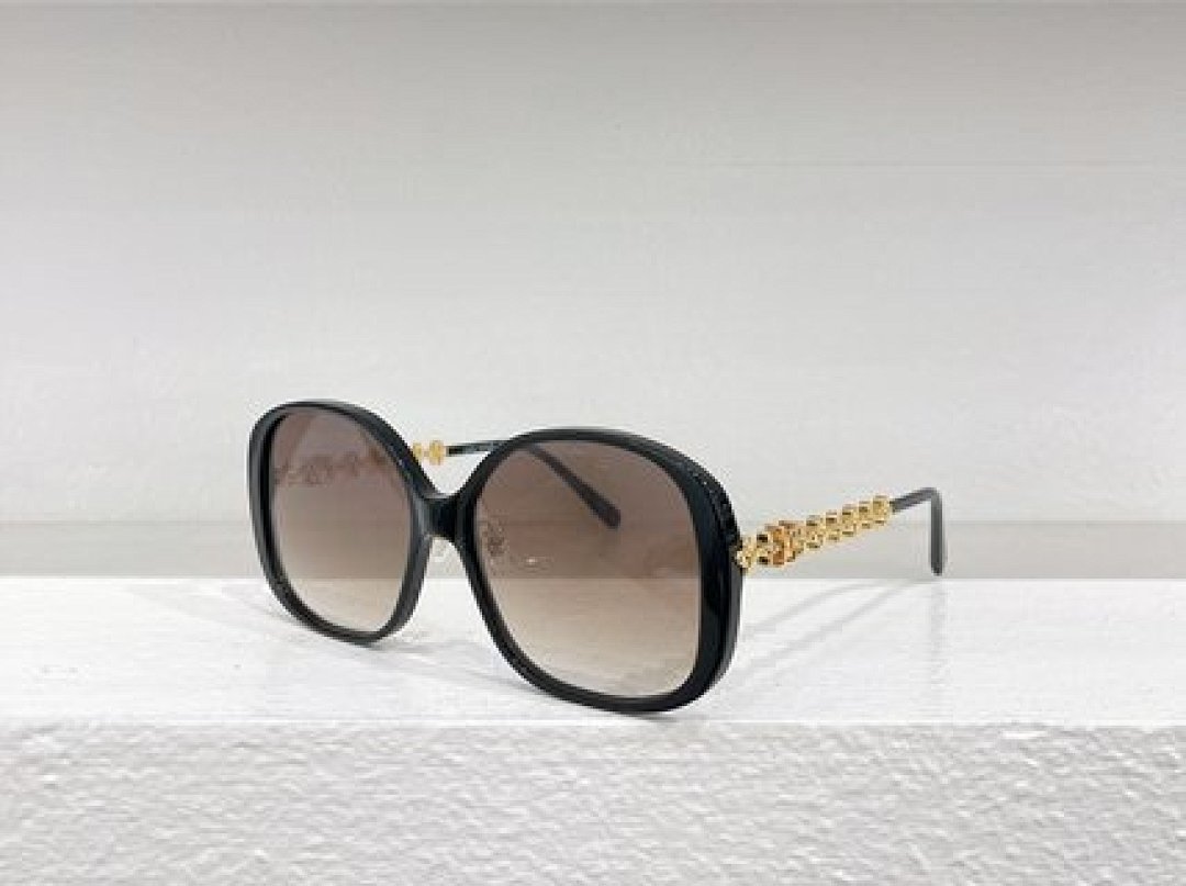 Other Lv Sunglasses - Image 4