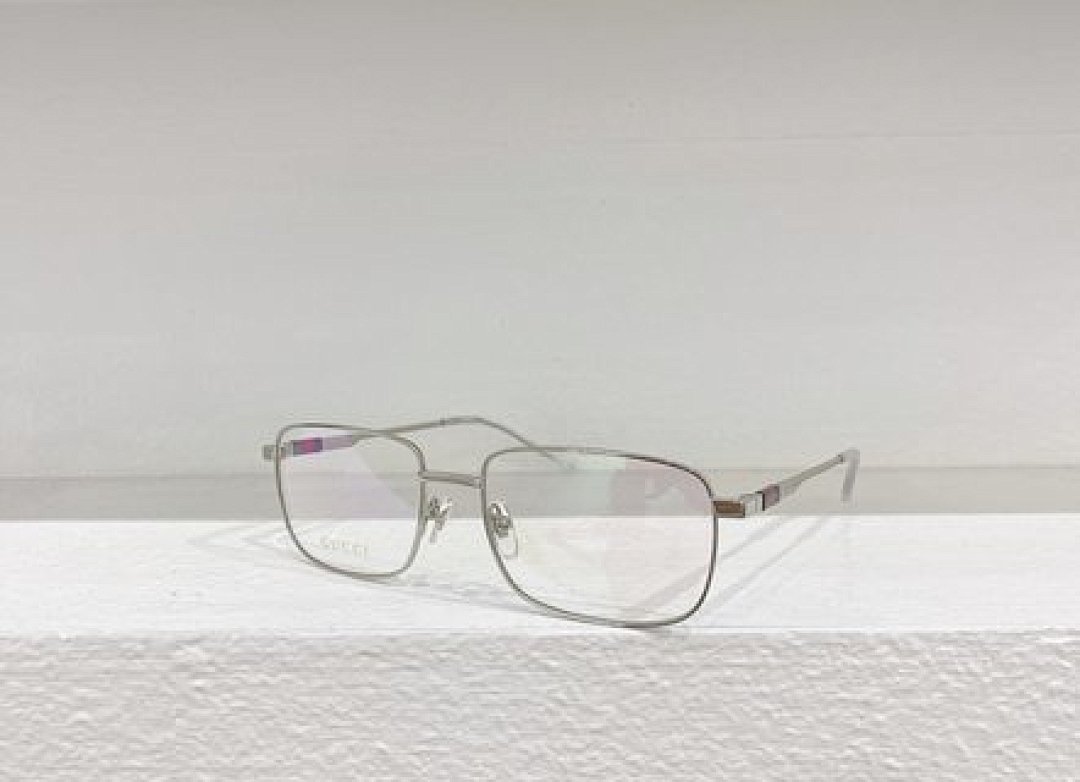 Other GUCCI Sunglasses - Image 39