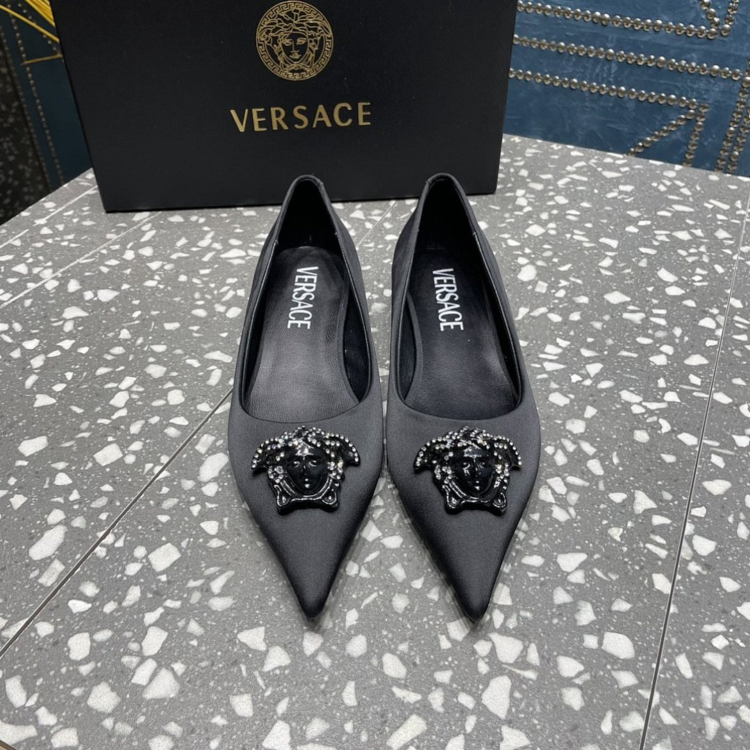Other Versace Shoes - Image 70