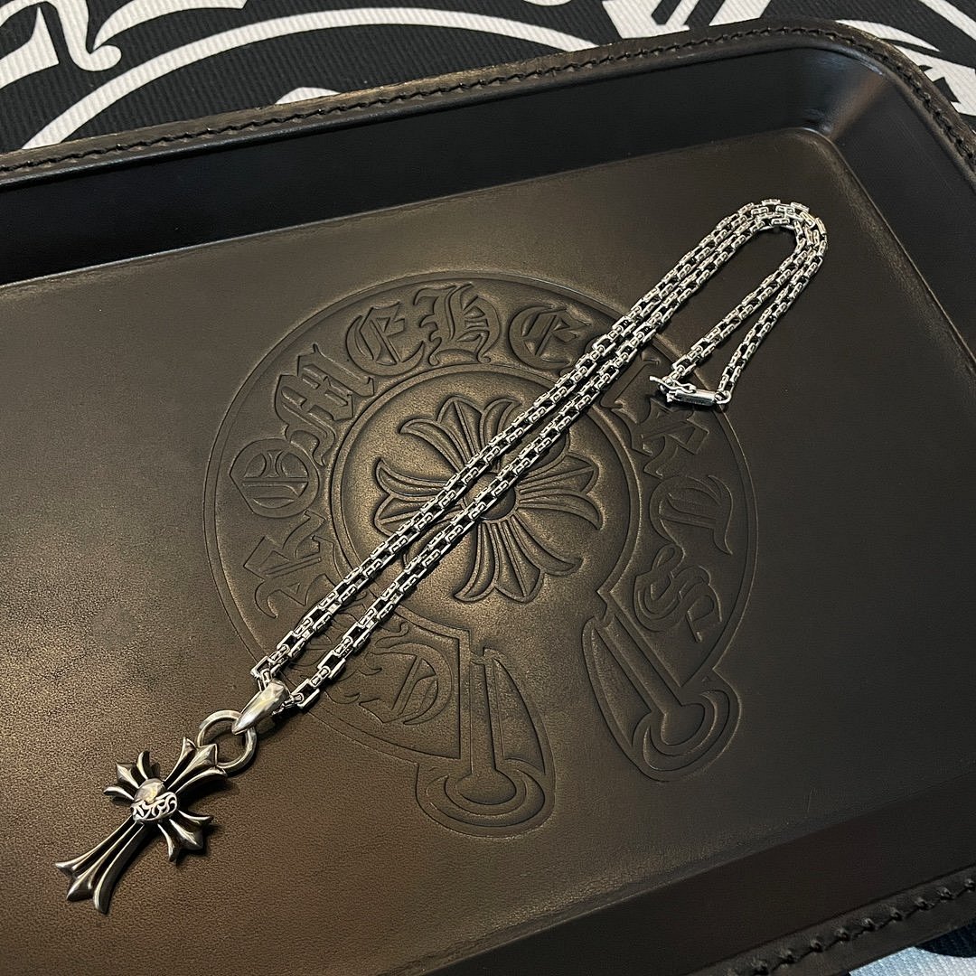 Chanel Chrome Hearts Pendant - Image 82