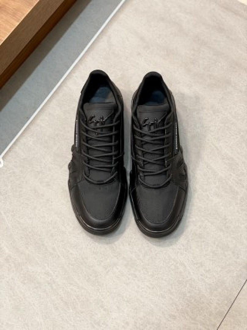 Other Giuseppe Zanotti - Image 110