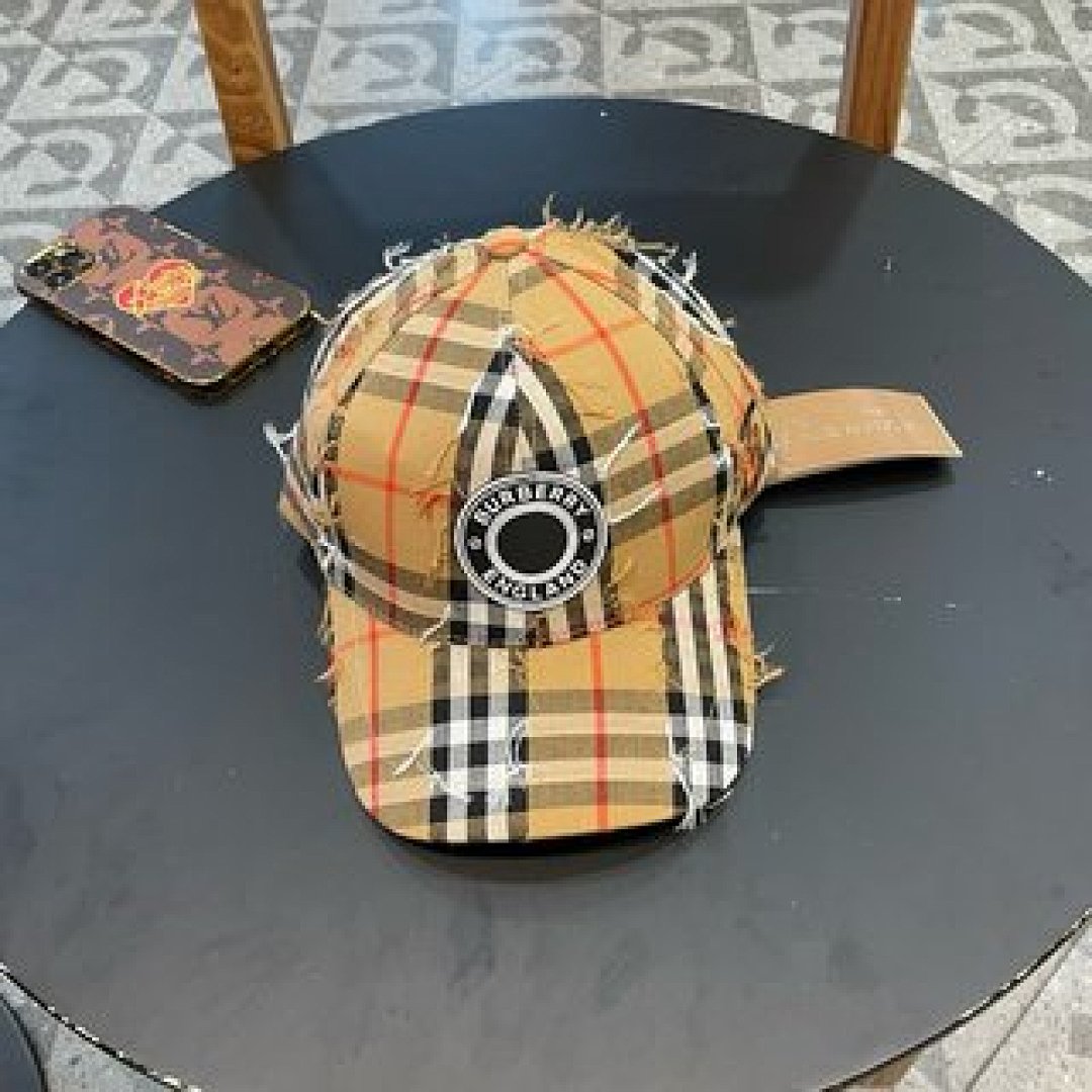 Other Burberry - Image 69