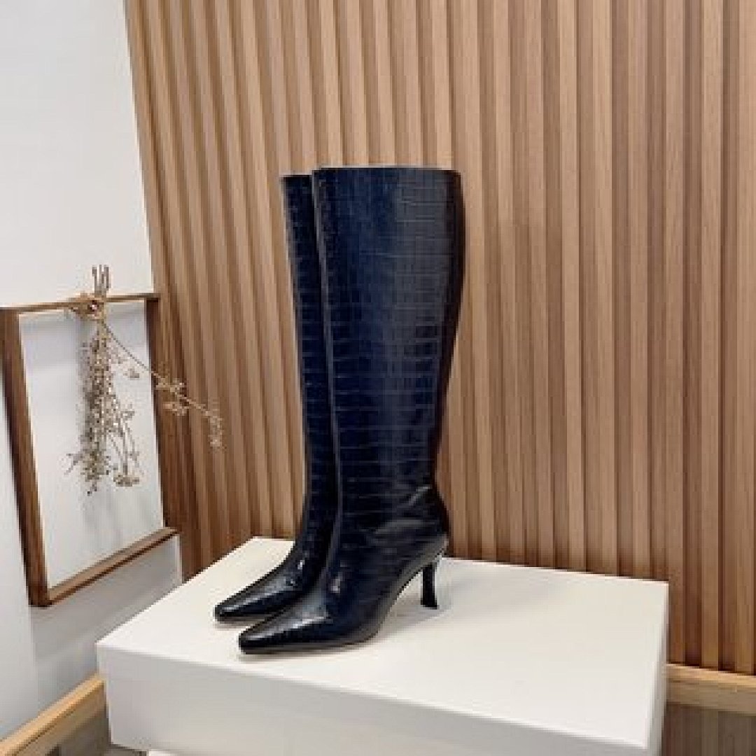 Other By Far - Image 71