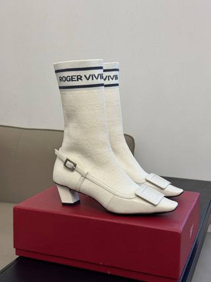 Other Roger Vivier