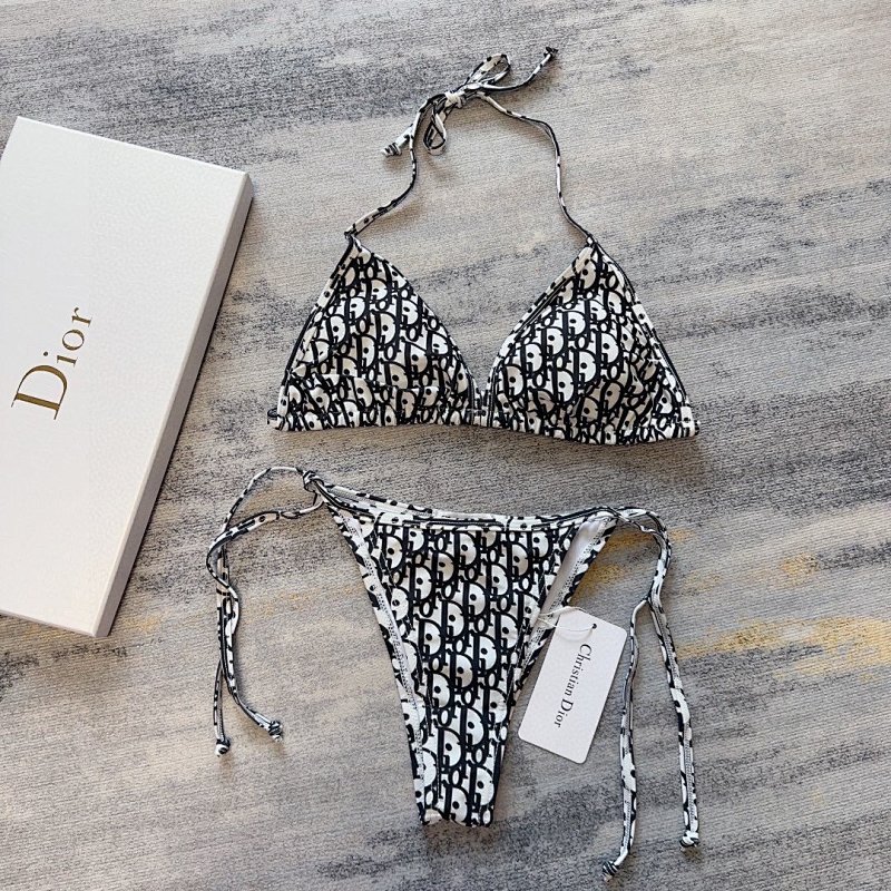 Other Bikini, photo 1