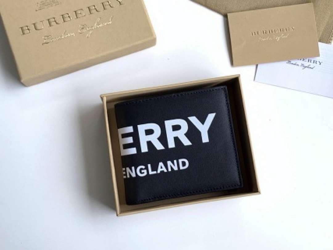 Other Burberry - Image 63
