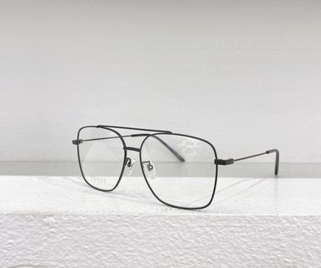 Other GUCCI Sunglasses - Image 102