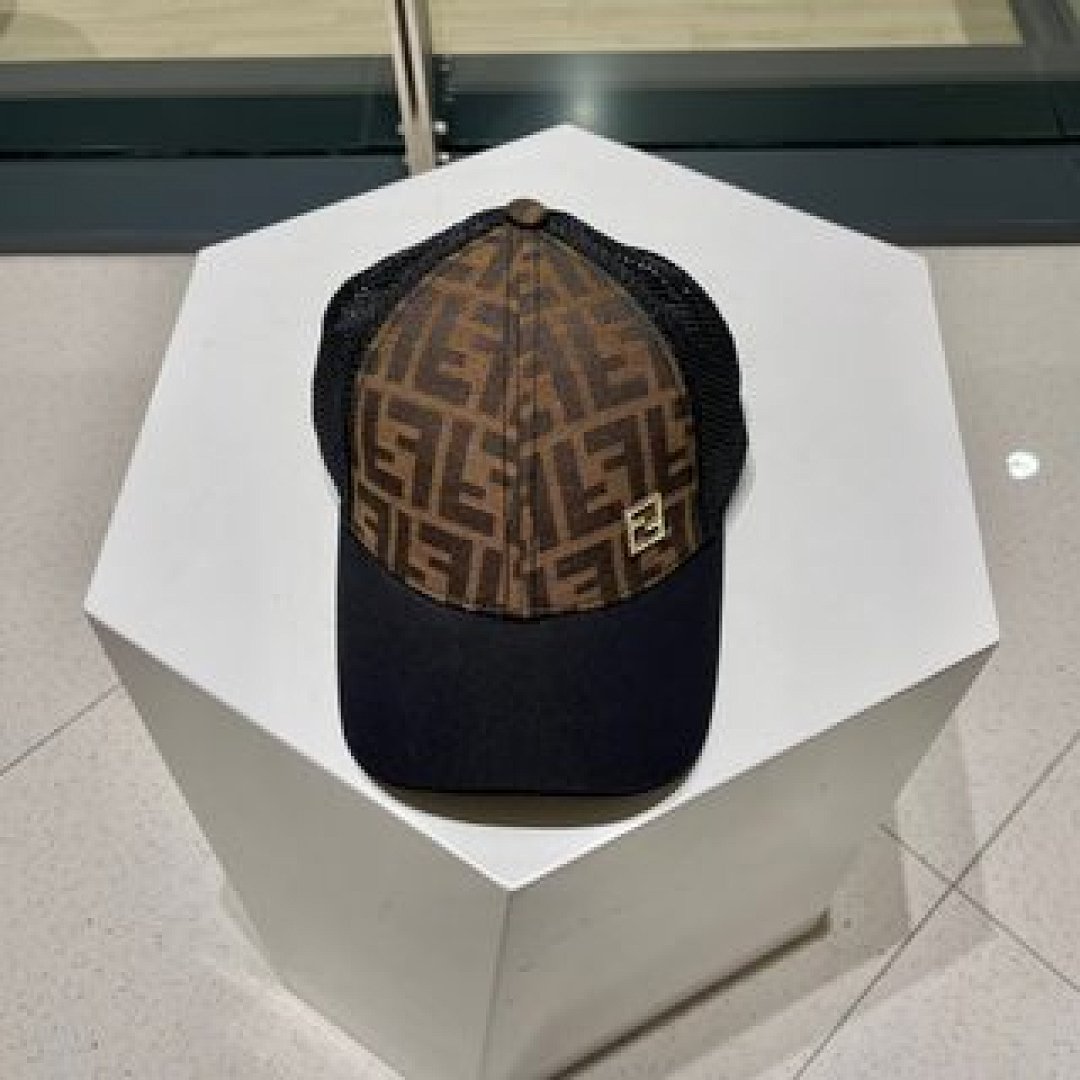 Other Fendi - Image 46