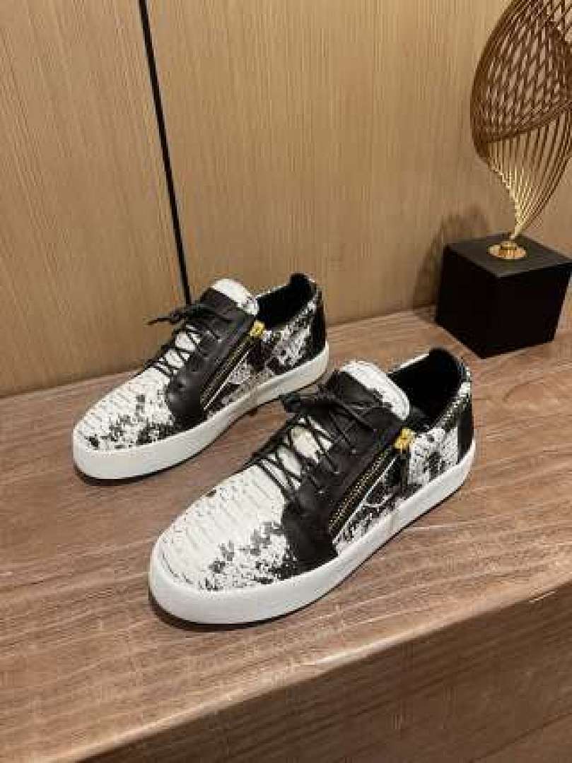 Other Giuseppe Zanotti - Image 19