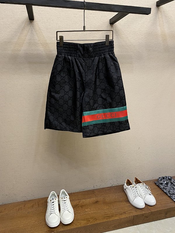 Shorts, photo 1