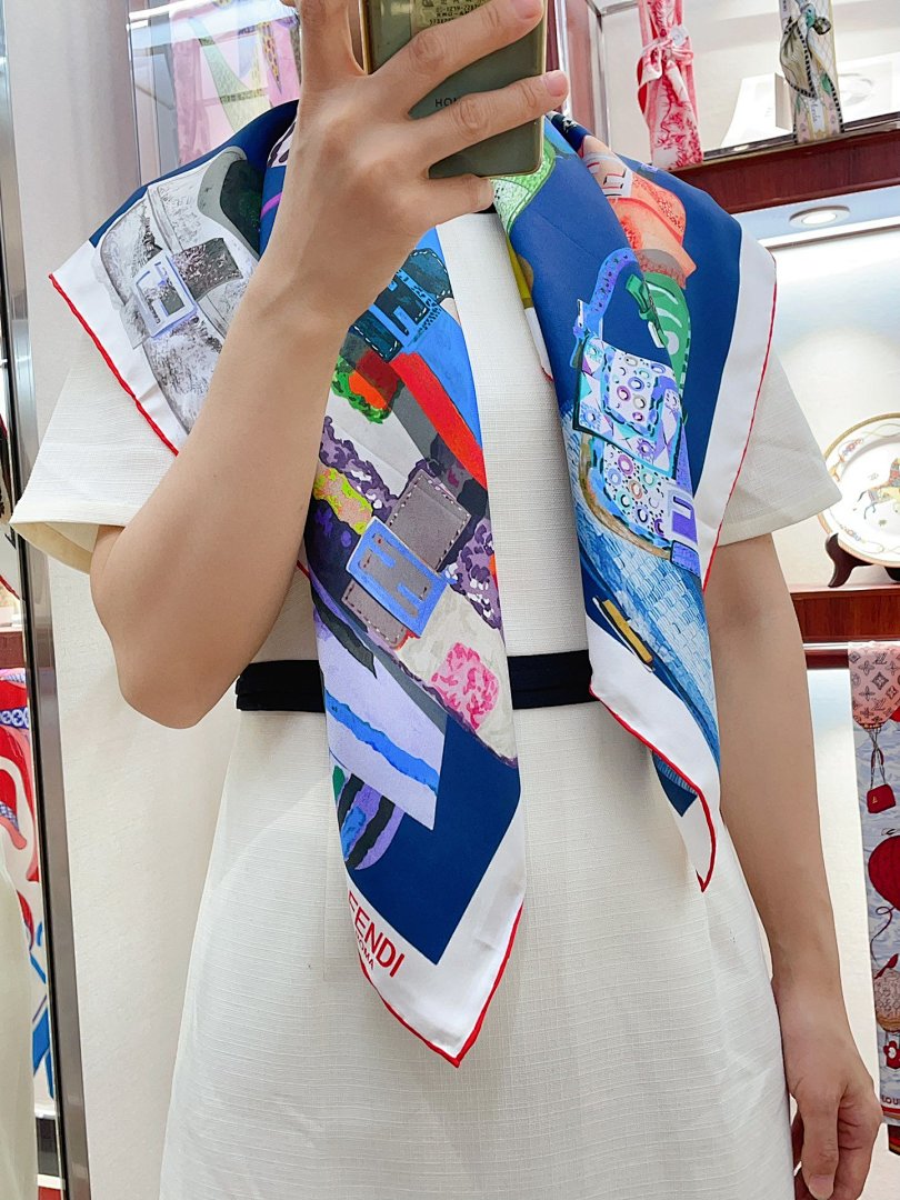 Other Fendi - Image 26