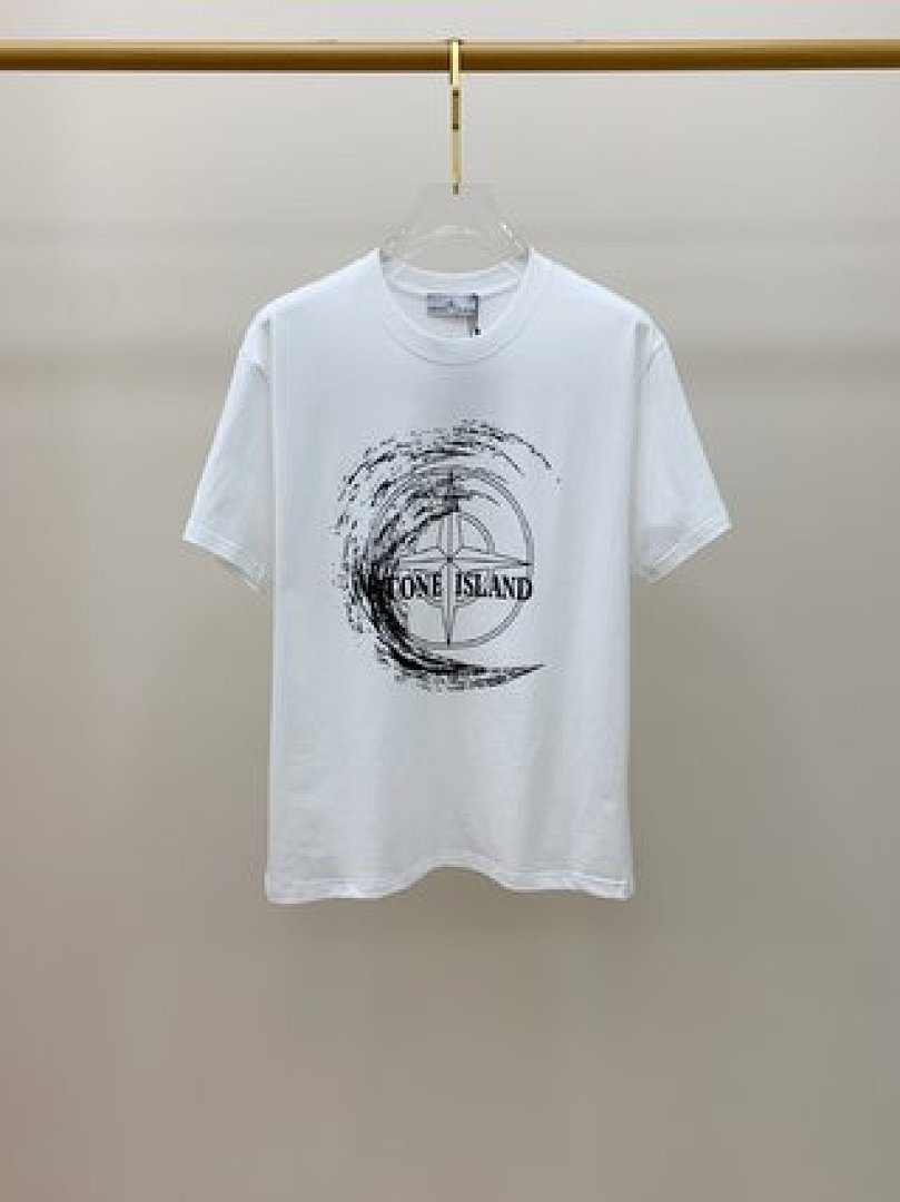 On Running Stone Island - Image 43