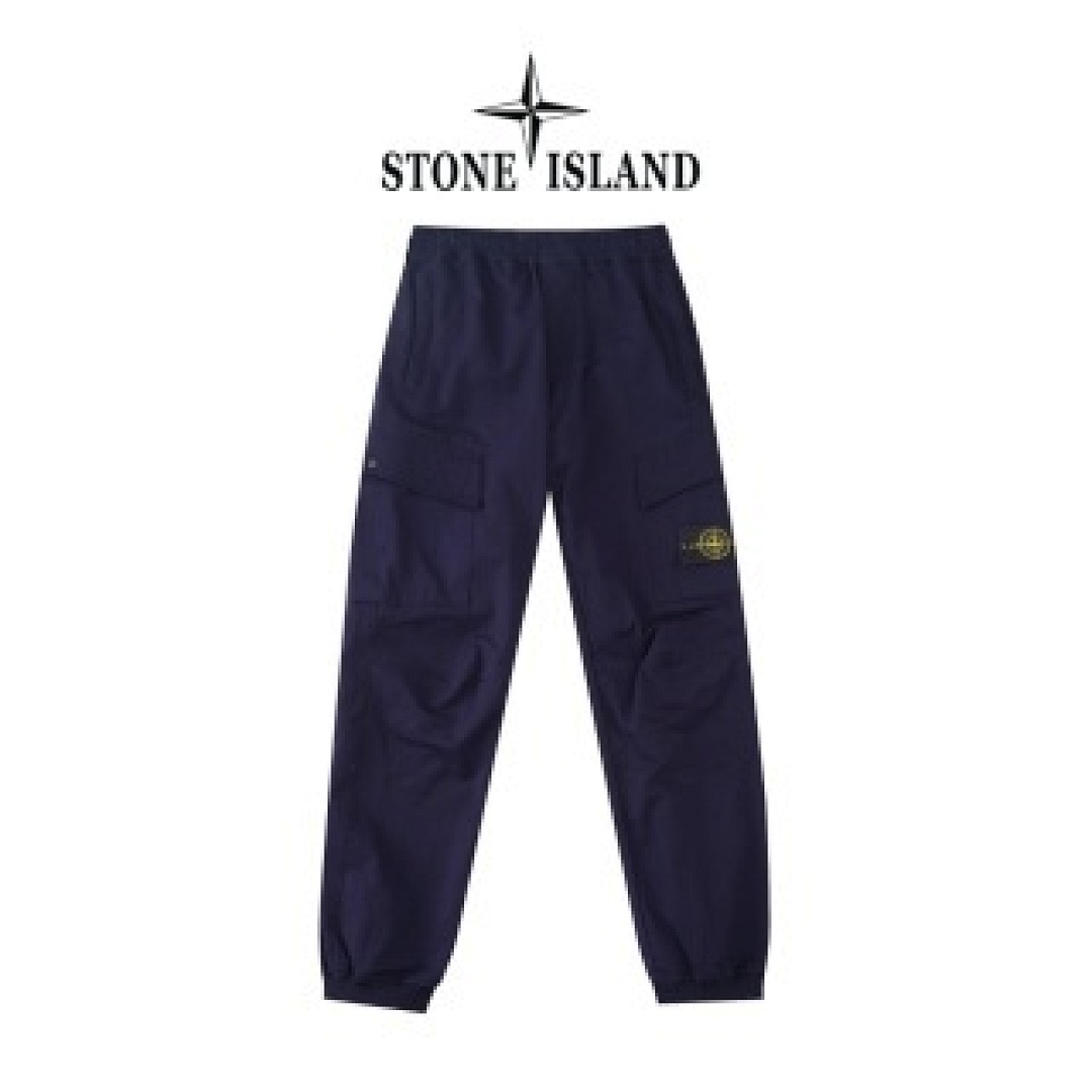 On Running Stone Island - Image 24